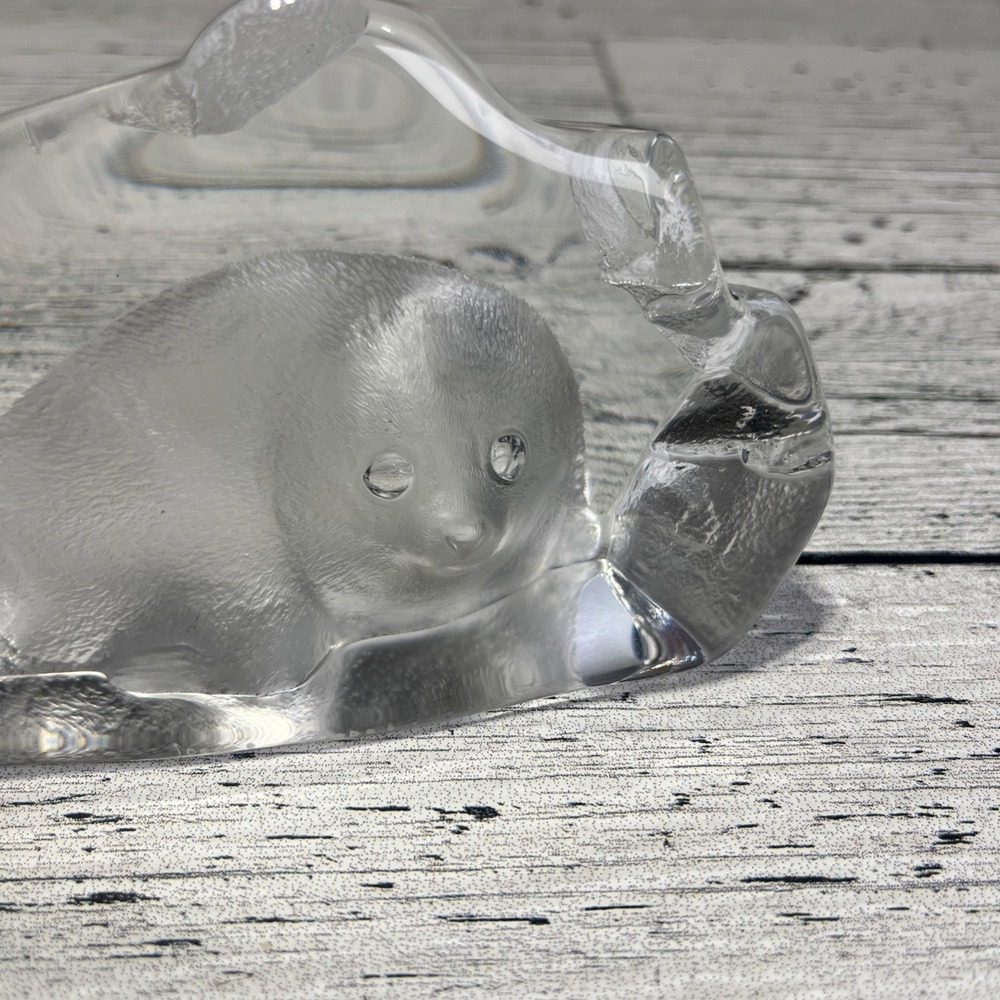 Mats Jonasson Crystal Art Glass Baby Seal Sculpture Signed And Numbered J150 - Picture 3 of 8